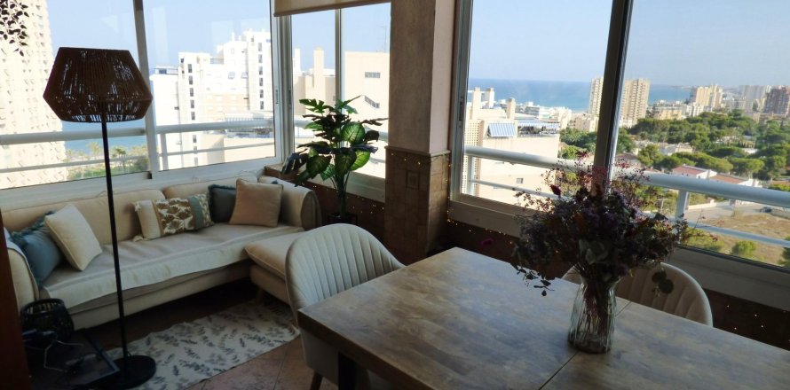 Apartment in El Campello, Alicante, Spain 3 bedrooms, 120 sq.m. No. 165624