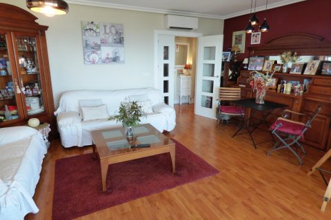 Apartment for sale in El Campello, Alicante, Spain 3 bedrooms, 120 sq.m. No. 165624 - photo 10