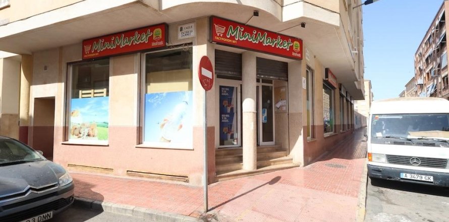 Komerciāls īpašums Torrevieja, Alicante, Spānijā 452 m2 Nr. 165623