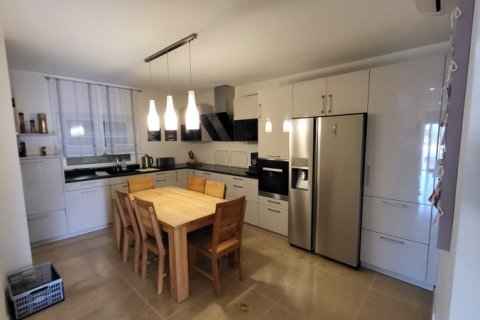 Villa for sale in Ciudad Quesada, Alicante, Spain 4 bedrooms, 420 sq.m. No. 194742 - photo 11