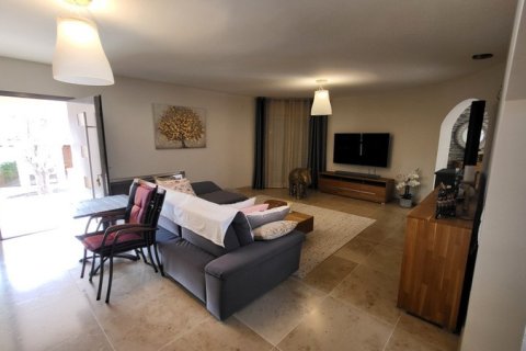 Villa for sale in Ciudad Quesada, Alicante, Spain 4 bedrooms, 420 sq.m. No. 194742 - photo 8