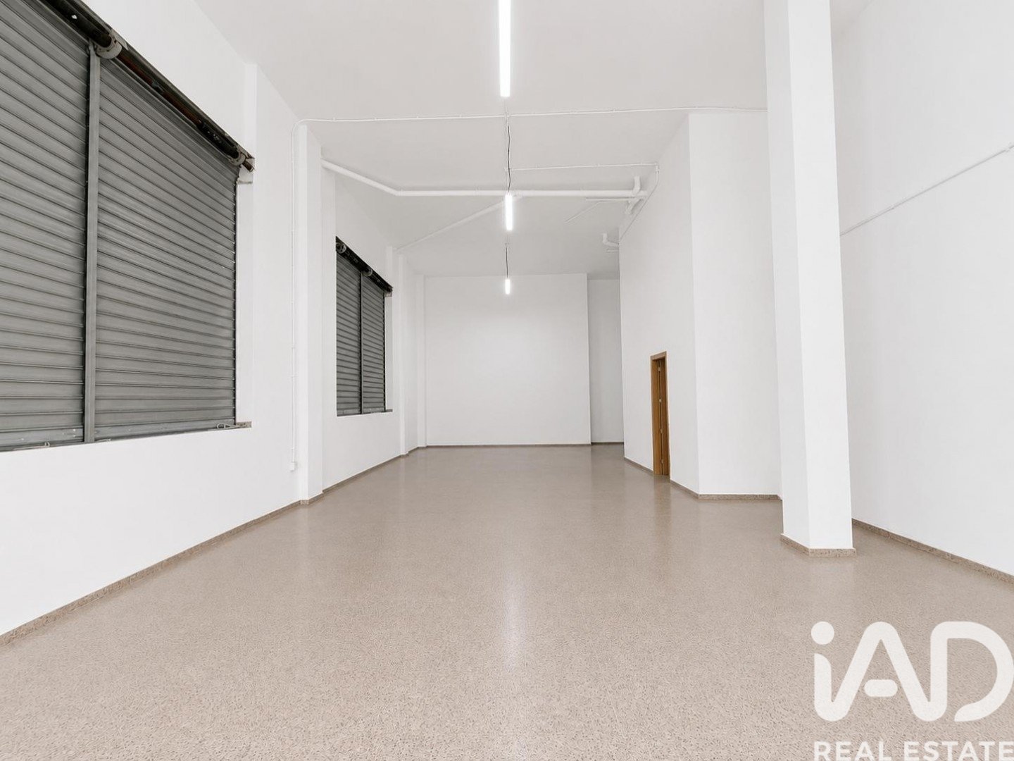 Commercial property à Onil, Alicante, Espagne 120 m2 No. 187669