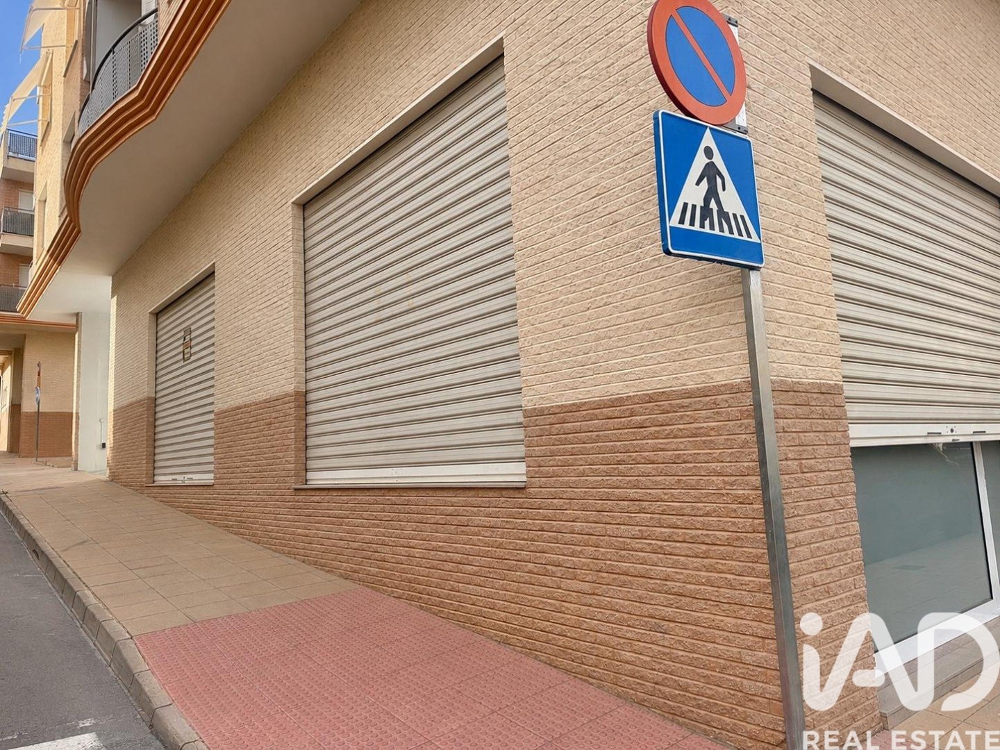 Commercial property à Onil, Alicante, Espagne 120 m2 No. 187669