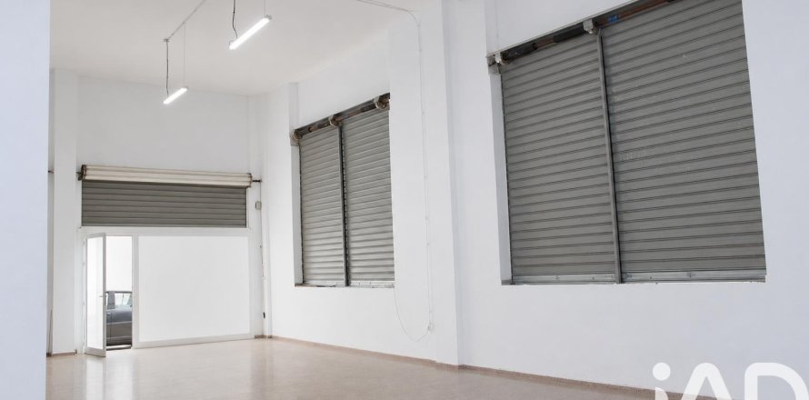 Liikekiinteistö Onil, Alicante, Espanja 120 m2 No. 187669