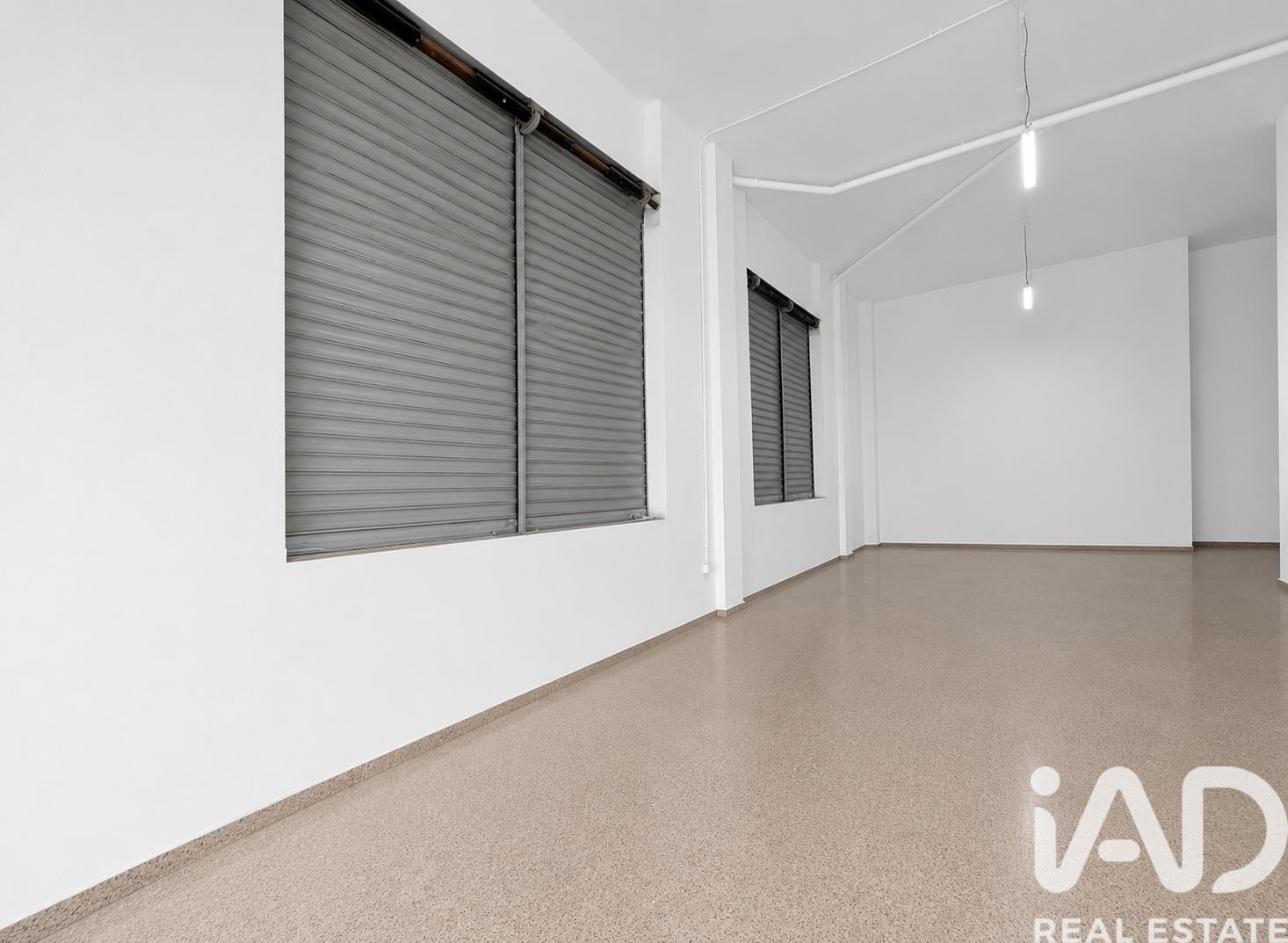 Commercial property à Onil, Alicante, Espagne 120 m2 No. 187669