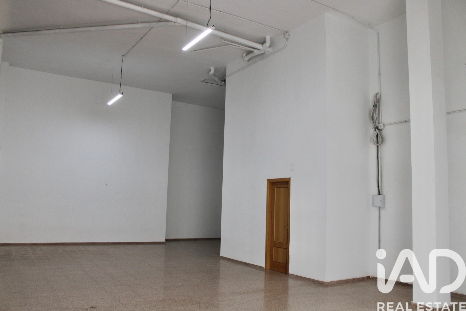 Commercial property à Onil, Alicante, Espagne 120 m2 No. 187669