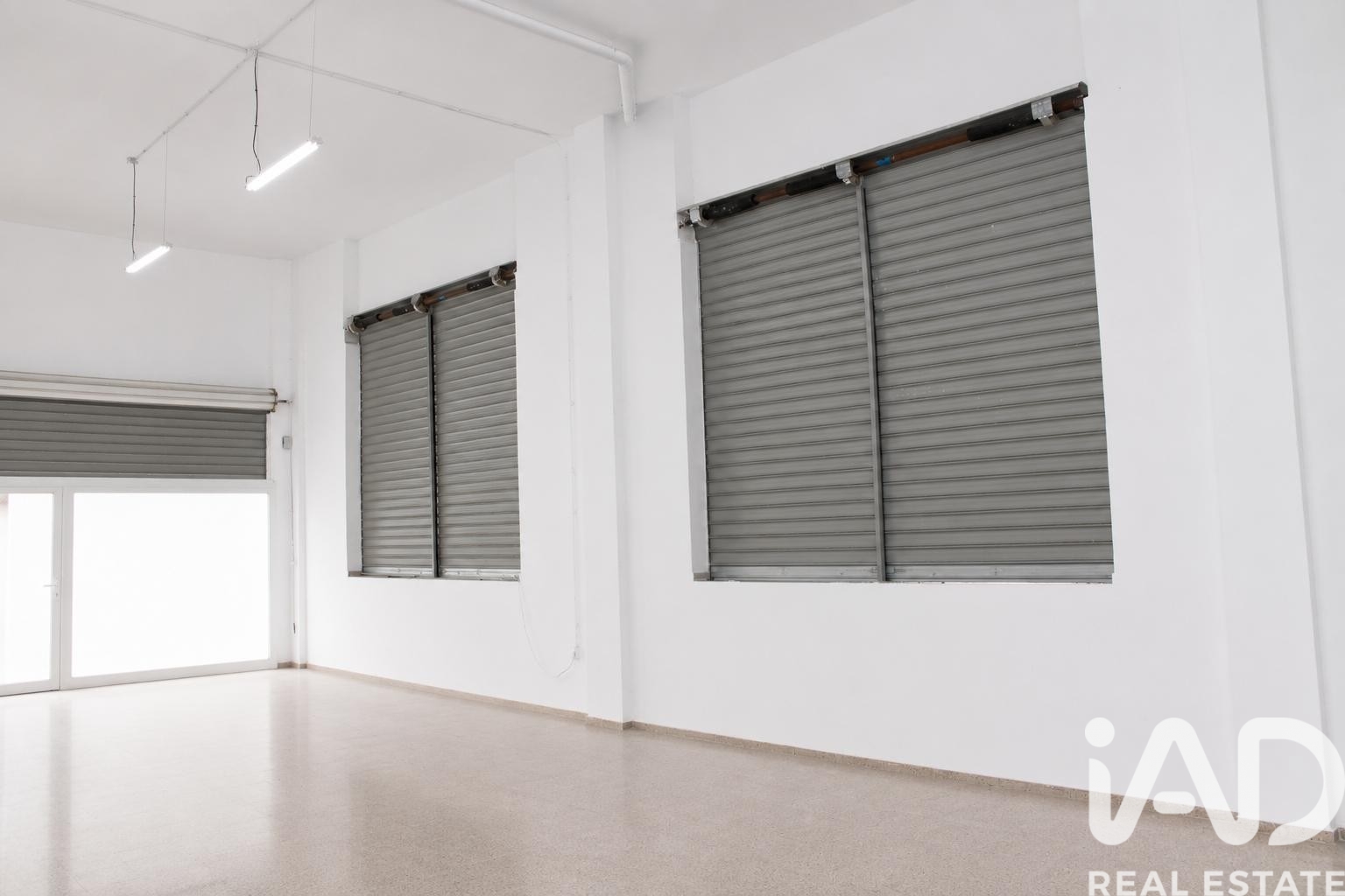 Commercial property à Onil, Alicante, Espagne 120 m2 No. 187669