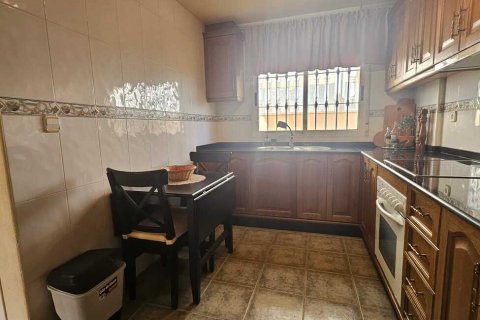 Продажа виллы в Гуардамар-дель-Сегура, Аликанте, Испания 3 спальни, 150м2 №119731 - фото 23