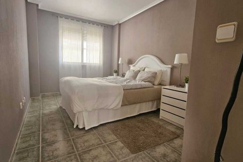 Продажа виллы в Гуардамар-дель-Сегура, Аликанте, Испания 3 спальни, 150м2 №119731 - фото 19