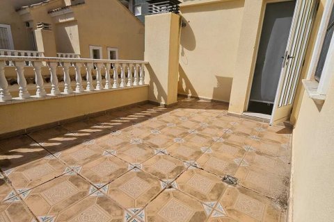 Продажа виллы в Гуардамар-дель-Сегура, Аликанте, Испания 3 спальни, 150м2 №119731 - фото 5