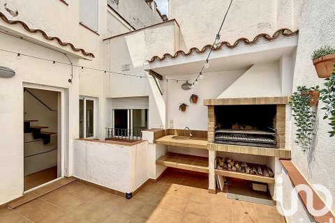 Dom szeregowy w Sant Pol de Mar, Barcelona, Hiszpania 3 sypialnie, 98 mkw. nr 173320 – zdjęcie 27