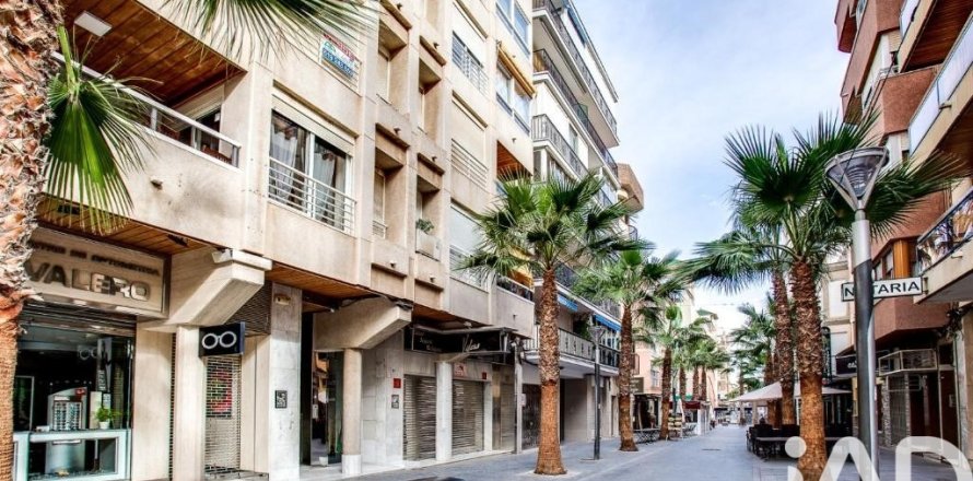 Dzīvoklis Torrevieja, Alicante, Spānijā 3 istabas, 115 m2 Nr. 173317