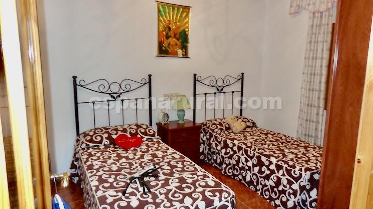 Hus i Purchena, Almeria, Spanien 4 sovrum, 120 kvm. Nr. 184011