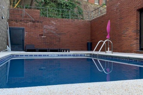 House for sale in Castelldefels, Barcelona, Spain 5 bedrooms, 332 sq.m. No. 166255 - photo 19