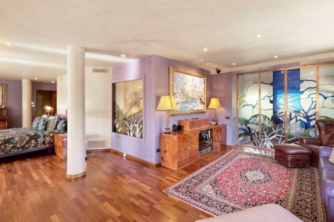 House for sale in Sitges, Barcelona, Spain 8 bedrooms, 960 sq.m. No. 166253 - photo 16