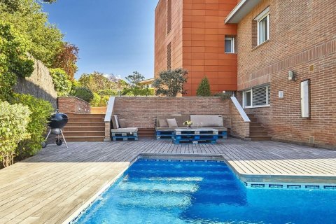 House for sale in Sant Cugat Del Valles, Barcelona, Spain 6 bedrooms, 566 sq.m. No. 166249 - photo 30