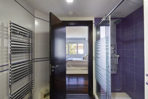 House for sale in Sant Cugat Del Valles, Barcelona, Spain 6 bedrooms, 566 sq.m. No. 166249 - photo 13
