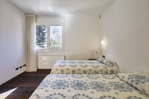House for sale in Sant Cugat Del Valles, Barcelona, Spain 6 bedrooms, 566 sq.m. No. 166249 - photo 8