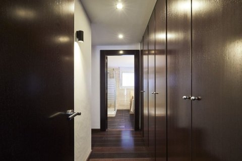 House for sale in Sant Cugat Del Valles, Barcelona, Spain 6 bedrooms, 566 sq.m. No. 166249 - photo 18