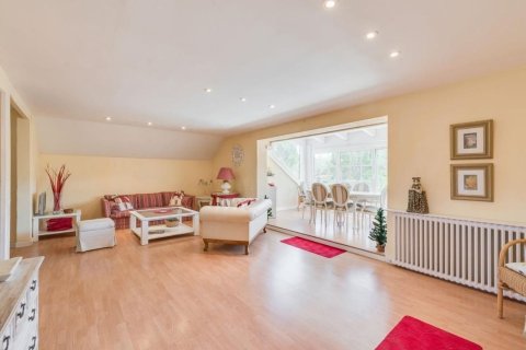 House for sale in Sant Cugat Del Valles, Barcelona, Spain 6 bedrooms, 650 sq.m. No. 166250 - photo 19