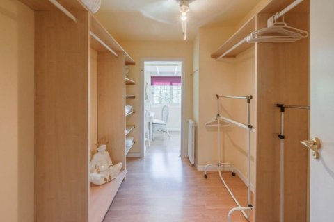 House for sale in Sant Cugat Del Valles, Barcelona, Spain 6 bedrooms, 650 sq.m. No. 166250 - photo 25