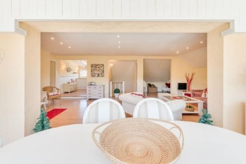 House for sale in Sant Cugat Del Valles, Barcelona, Spain 6 bedrooms, 650 sq.m. No. 166250 - photo 21