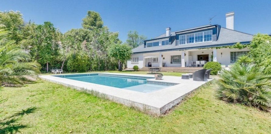 House in Sant Cugat Del Valles, Barcelona, Spain 6 bedrooms, 650 sq.m. No. 166250