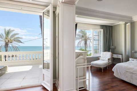 House for sale in Sitges, Barcelona, Spain 6 bedrooms, 768 sq.m. No. 166254 - photo 18