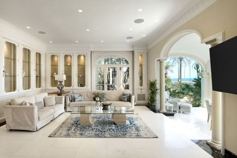 House for sale in Sitges, Barcelona, Spain 6 bedrooms, 768 sq.m. No. 166254 - photo 6