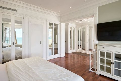 House for sale in Sitges, Barcelona, Spain 6 bedrooms, 768 sq.m. No. 166254 - photo 15