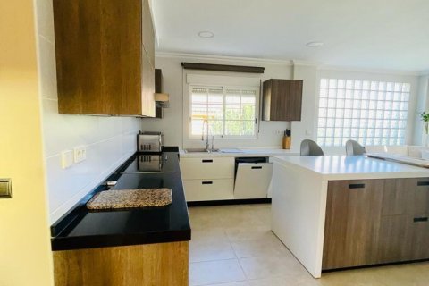 Villa pārdošanā Torrevieja, Alicante, Spānijā 4 istabas, 301 m2 Nr. 109249 - attēls 8