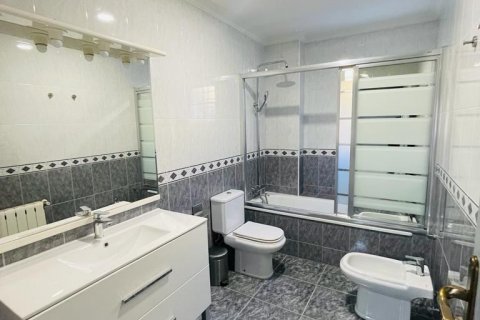 Villa pārdošanā Torrevieja, Alicante, Spānijā 4 istabas, 301 m2 Nr. 109249 - attēls 11