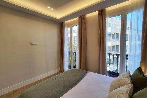 Apartment for sale Madrid, Spain 2 bedrooms, 97 sq.m. No. 109251 - photo 11