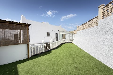 Продажа бунгало в Вилламартин, Аликанте, Испания 2 спальни, 70м2 №189146 - фото 3