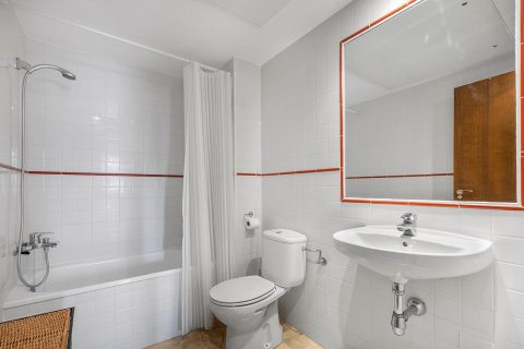 Apartment for sale in Torrevieja, Alicante, Spain 2 bedrooms, 128 sq.m. No. 189145 - photo 17
