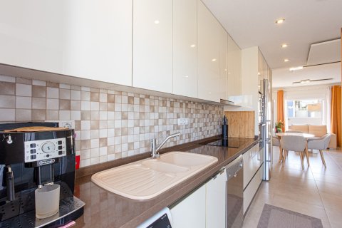 Villa in vendita a Alicante, Spagna 3 camere da letto, 84 mq. N° 152086 - foto 11