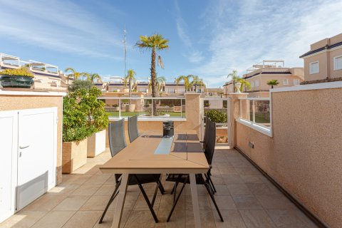 Villa in vendita a Alicante, Spagna 3 camere da letto, 84 mq. N° 152086 - foto 2