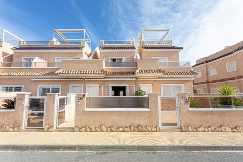 Villa in vendita a Alicante, Spagna 3 camere da letto, 84 mq. N° 152086 - foto 8