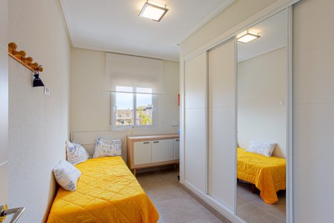 Villa in vendita a Alicante, Spagna 3 camere da letto, 84 mq. N° 152086 - foto 25