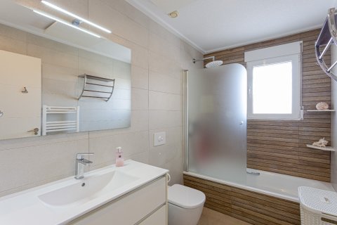 Villa in vendita a Alicante, Spagna 3 camere da letto, 84 mq. N° 152086 - foto 23