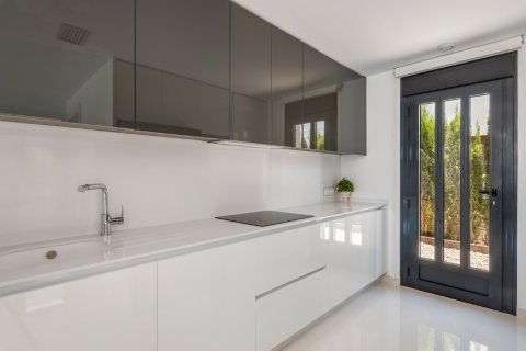 Villa for sale in Murcia, Spain 4 bedrooms, 153 sq.m. No. 145674 - photo 9