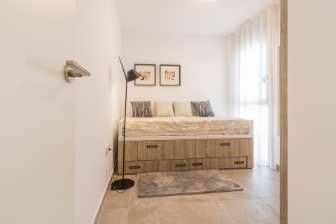 Huoneisto myytävänä Los Balcones, Alicante, Espanja, 3 makuuhuonetta, 82 m2 No. 145669 - kuva 8