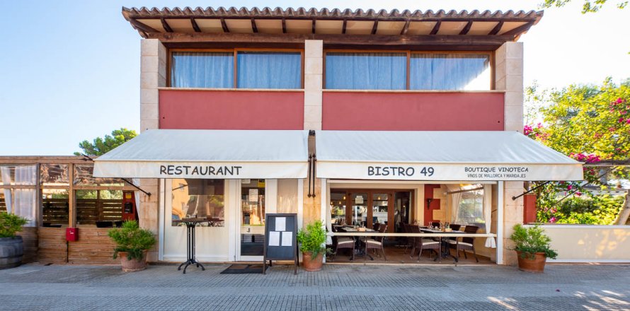 Proprietà commerciale El Toro, Mallorca, Spagna 3 camere da letto, 299 mq. N° 137495