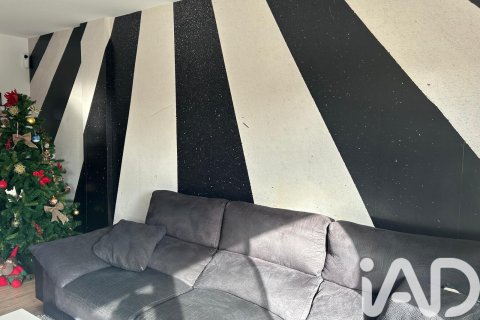 Townhouse à vendre à Vilanova i la Geltru, Barcelona, Espagne, 3 chambres, 179 m2 No. 152597 - photo 3