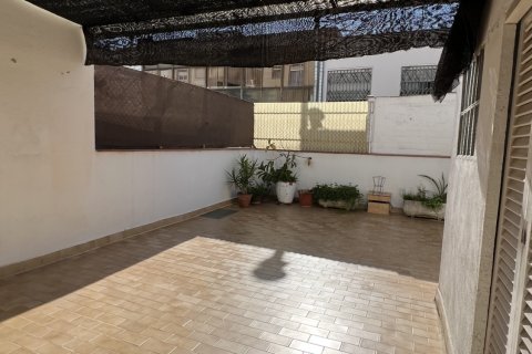 Kamienica w Vilanova i la Geltru, Barcelona, Hiszpania 5 sypialni, 186 mkw. nr 152599 – zdjęcie 2