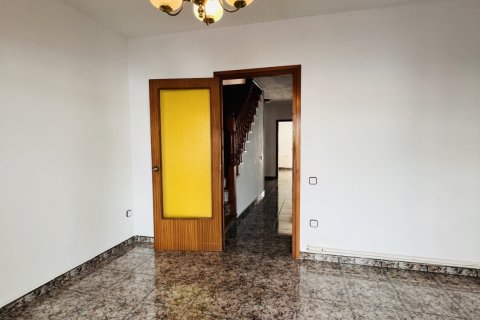 Kamienica w Vilanova i la Geltru, Barcelona, Hiszpania 5 sypialni, 186 mkw. nr 152599 – zdjęcie 5