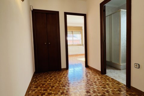 Kamienica w Vilanova i la Geltru, Barcelona, Hiszpania 5 sypialni, 186 mkw. nr 152599 – zdjęcie 18