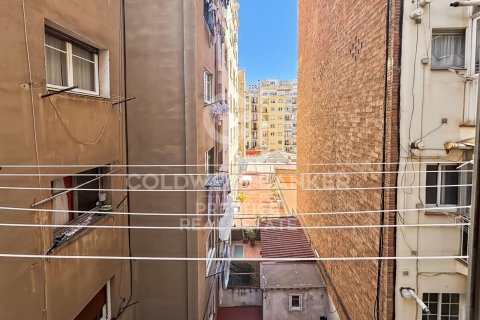Apartment à vendre à Barcelona, Espagne, 3 chambres, 67 m2 No. 178818 - photo 20