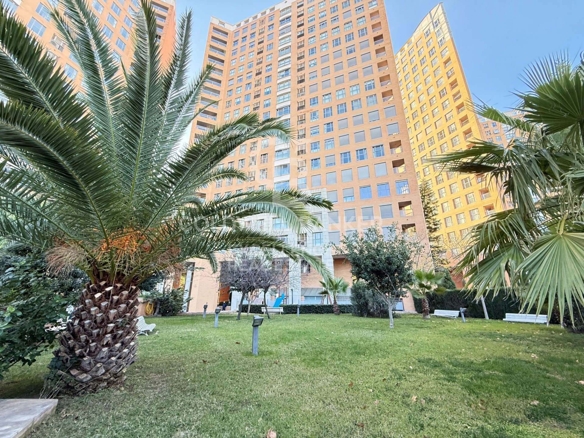 Apartment in Valencia, Spain 2 bedrooms, 94 sq.m. No. 178817