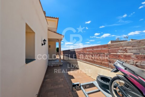 House à vendre à Pau, Girona, Espagne, 3 chambres, 157 m2 No. 178819 - photo 17